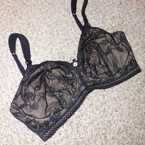 Cache Coeur Bra Size 36E
